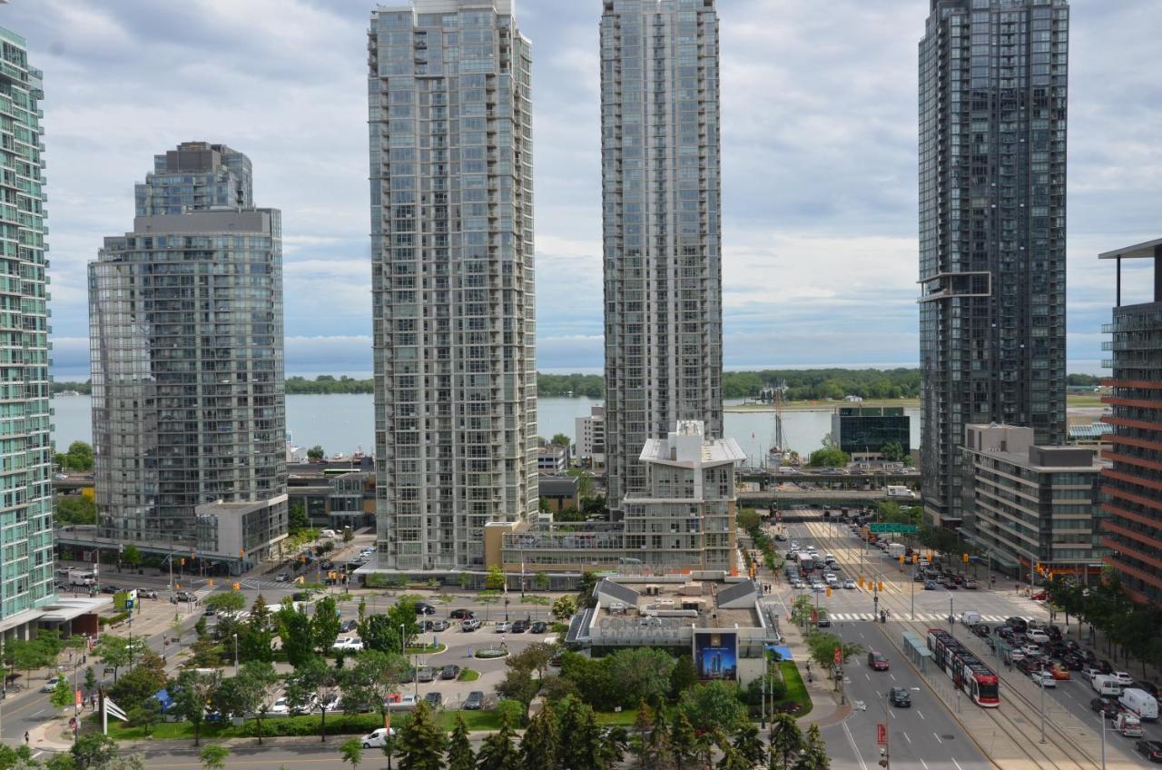 Skydome Furnished Residences Toronto Exterior photo